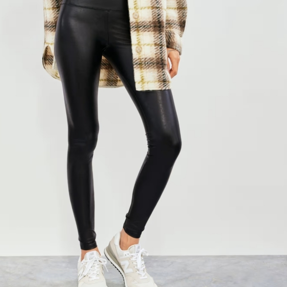 Daria pant -High-waisted faux Leather leggings